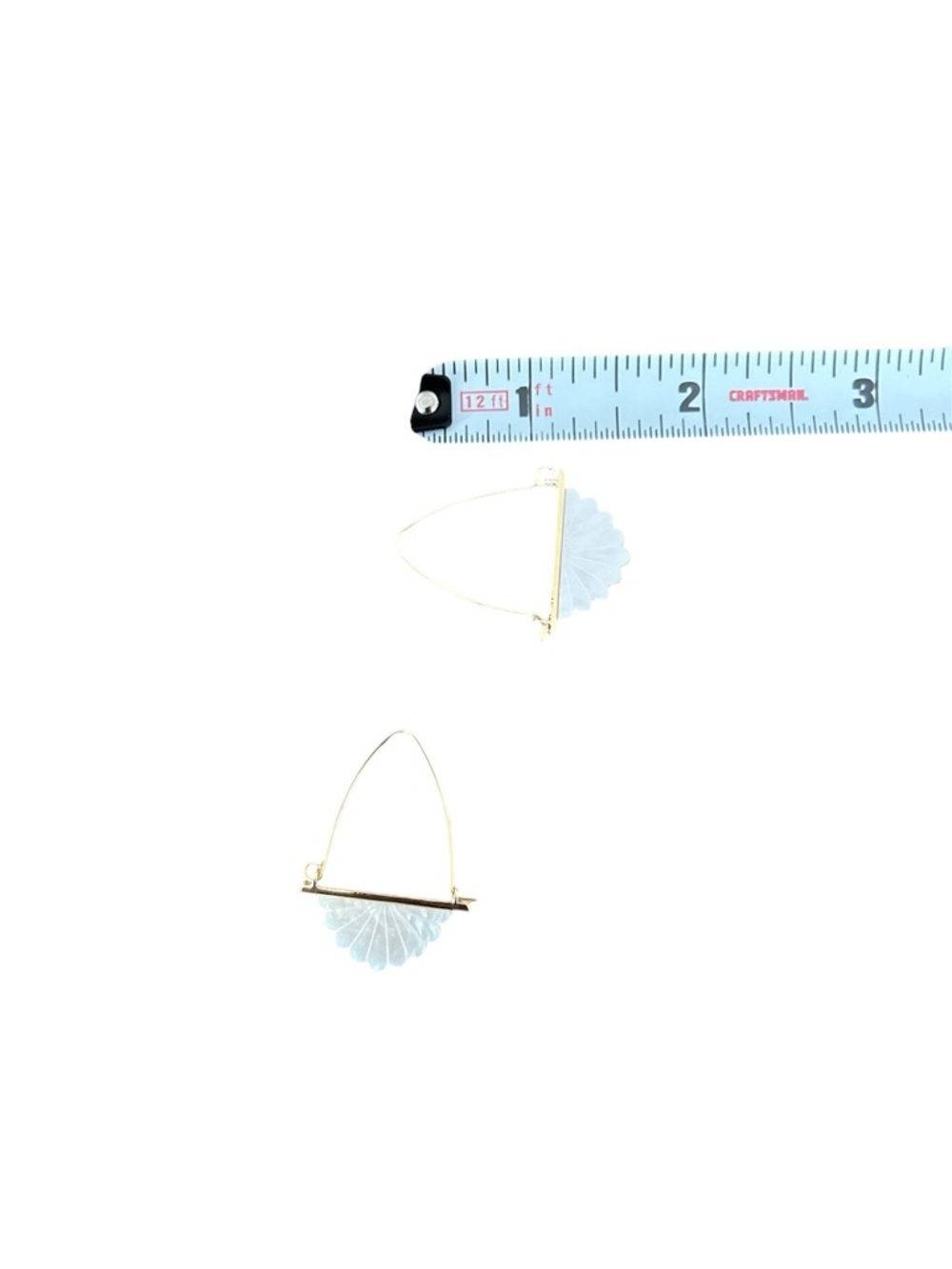 New Gold Shell Design Earrings - Picture 7 of 7